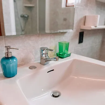 Holiday home Nadya By Gardadoma Brenzone sul Garda